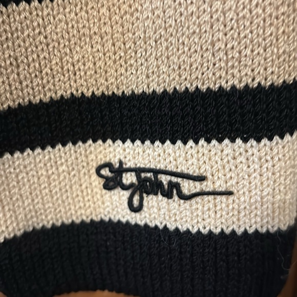 ST JOHN SWEATER SET - Picture 5 of 7